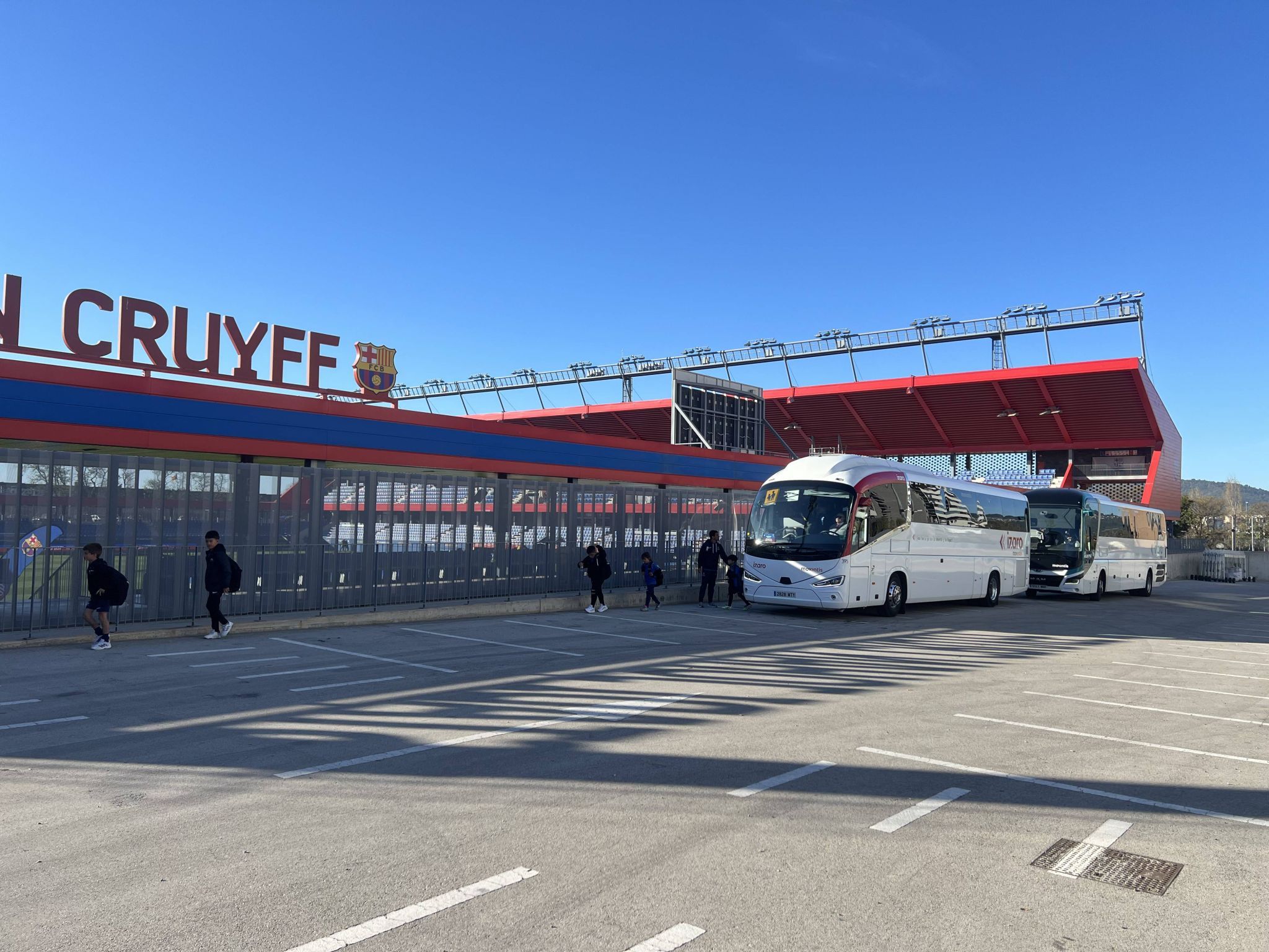 autocars izaro fcb